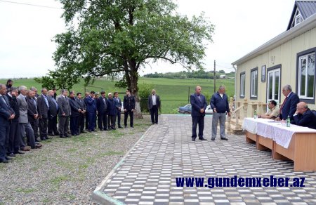 Prezidentin tapşırıqlarını məhsuliyyətlə yerinə yetirən İcra başçısı-Qəbul davam edir