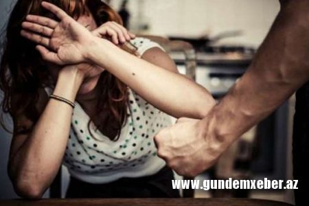 Bakıdakı dəhşətli qətlin təfərrüatları - “Qadın qan içində sürünürdü”...