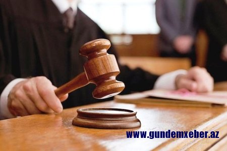 Direktorun həyətinə qoyulan silah, icra başçısının şikayəti, dələduzluq - həbsdə olan jurnalistin cinayət işi