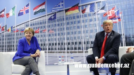 Donald Tramp Angela Merkellə görüşüb