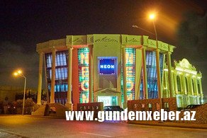 Rövşən Lənkəranskinin qohumu Bakıdakı restoranda faciəli şəkildə ölüb