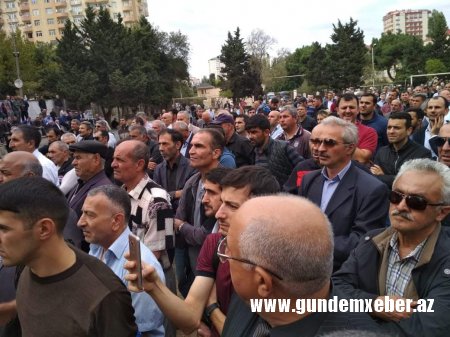 Bakıda Qarabağla bağlı mitinq keçirilib - FOTOLAR