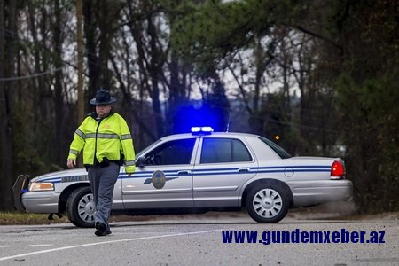 ABŞ-da atışma nəticəsində 5 polis yaralanıb