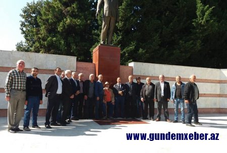 Prezidentin fermer təsərrüfatının inkişafına aid sərəncamlarına qarşı Qax Rayon İcra Başçısının atdığı addımlar təsərrüfatçıların etirazına səbəb oldu. - VİDEO və FOTOLAR 