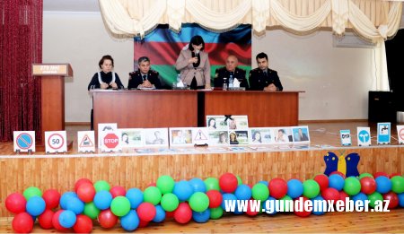“Yol hərəkəti qaydaları və nəqliyyat mədəniyyəti” adlı tədbir keçirildi - FOTOLAR
