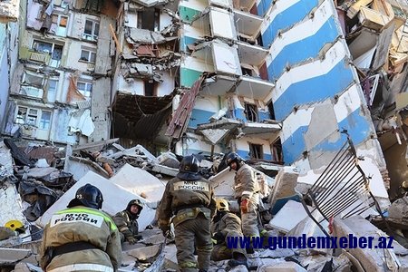 Rusiyada yaşayış binasında baş verən partlayış nəticəsində ölənlərin sayı artıb