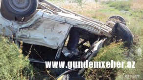 Hacıqabulda "Mercedes" aşıb 5 nəfər ağır yaralanıb
