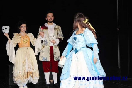 ADMİU-da "Fiqaronun toyu" nümayiş olunub -FOTOLAR