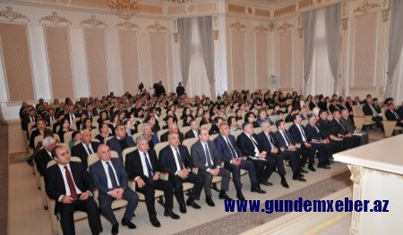 Abşeronda hesabat iclası keçirildi -FOTOLAR