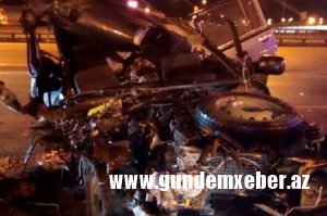 Kadırov “Galendewagen”lə ana və qızını öldürən çeçendən tələb edir