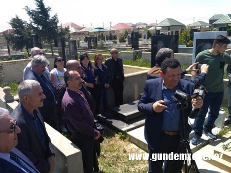 Bloger Mehman Qələndərovun xatirəsi yad edilib