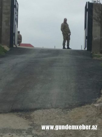 Neft Akademiyasının​ dosenti yaşadığı mənzilin ətrafına “bomba yerləşdirib”