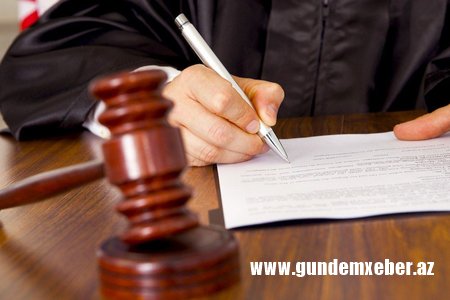 16 yaşlı gənci intim görüntüləri ilə şantaj edənlərə hökm oxundu