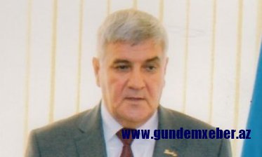 Atası bu pulları nə həyəcanla mənimsəyir... bir bilsəydi... - Dad harın oğul əlindən...(FOTOLAR)