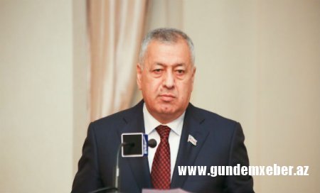 “Nəyə görə pensiyaları ancaq “Kapital bank” verməlidir?" - deputat