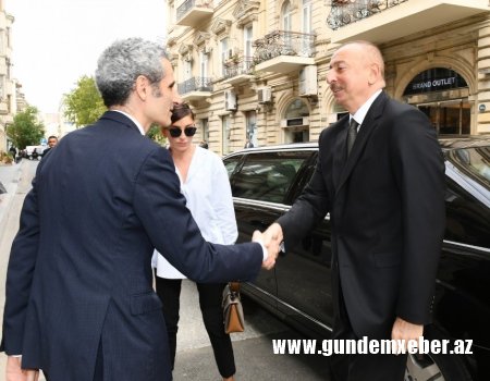 Prezident İlham Əliyev Fransa səfirliyində olub, sabiq Prezident Jak Şirakın vəfatı ilə əlaqədar başsağlığı verib - YENİLƏNİB  
