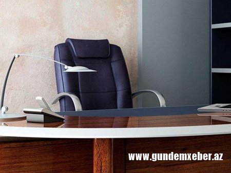 Bakıda qanunsuz attestat verən məktəb direktoru işdən çıxarıldı