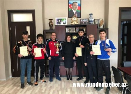 YENİYETMƏ BOKSÇULARIMIZ FƏRQLƏNDİ