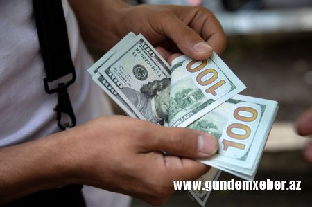 “Kapitalbank” dollar qıtlığı ilə süni ajiotaj yaradır