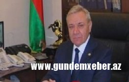 Rektor koronavirus qadağalarına əməl etmir - Müəllimləri məcburi işə çağırır...