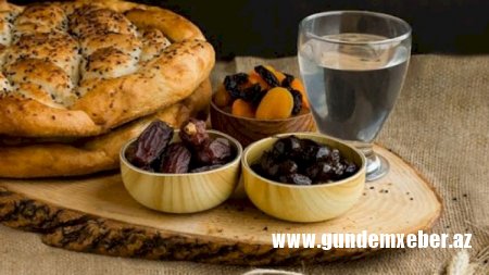 Ramazan ayının ilk gününün duası - İmsak və iftar vaxtı