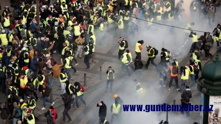 Fransada aksiyalar zamanı 100 polis yaralanıb