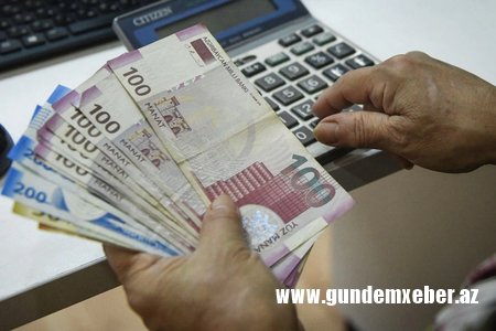 Yüngül devalvasiya VACİBDİRMİ? - Ekspert danışır