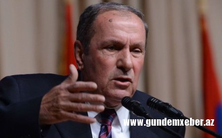 Levon Ter-Petrosyan ölkədə qanlı qarşıdurma olacağını bəyan etdi