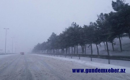 Bakıya qar yağır