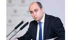 "25-dən çox qohum və rəfiqəsini direktor təyin edib..." - NARAZILIQ!
