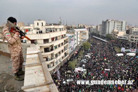 İranda azərbaycanlı fəallara hökm oxundu
