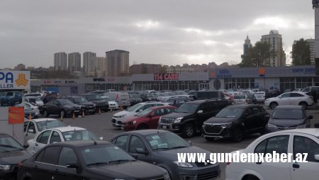 QİYMƏTLƏR DURMADAN ARTIR, NƏ ALAN RAZIDIR, NƏ DƏ SATAN... - “Maşın bazarı”ndan reportaj + FOTOLAR