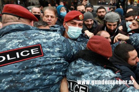 Ermənistanda “sıfır məbləğli oyun”