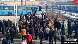 Təbriz və Urmiyədə işçi mitinqləri