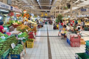Bazar-marketlərdə mövsümi meyvələrin son qiyməti - satan da narazı, alan da...