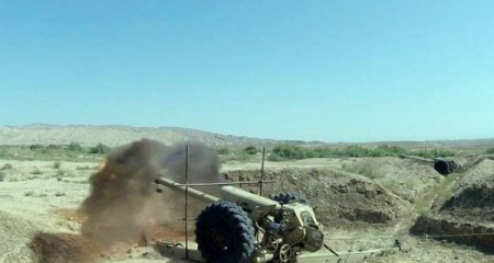 Azərbaycan Ordusunun artilleriya bölmələrində döyüş atışlı təlim keçirilir - Video