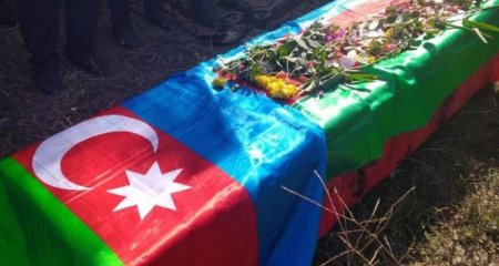 Laçında şəhid olan əsgərlərdən biri Ağstafada, digəri Bakıda dəfn olunacaq