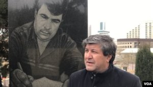 Məhkəmə jurnalisti ev dustaqlığına buraxmayıb