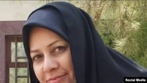 İran hökuməti Xameneyinin qohumunu “qatil rejimi” pislədikdən sonra həbs edib
