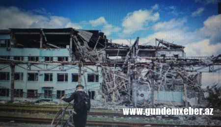 Şiddətli döyüşlər zamanı Soledarın taleyi bəlli deyil - FOTO