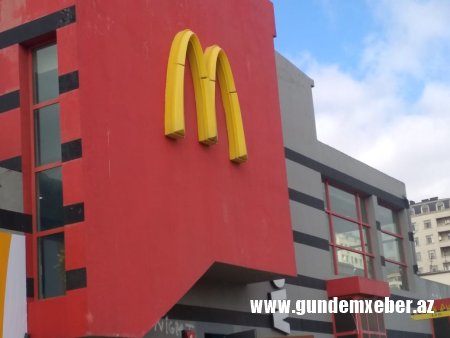 Mcdonald's etirazlara səbəb oldu - FOTOLAR