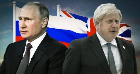 "Putin məni raket hücumu ilə hədələdi" - Conson