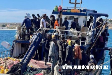 İtaliyaya son 24 saatda rekord sayda miqrant gəlib