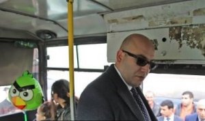 BNA şefi YOL ÜSTÜNDƏ... - İLGİNC İDDİA
