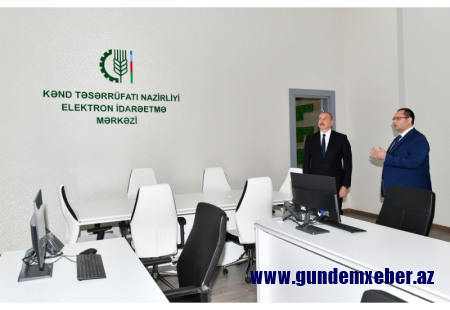 İlham Əliyev Kənd Təsərrüfatı Nazirliyinin Bakıda yeni inzibati binasının açılışında iştirak edib