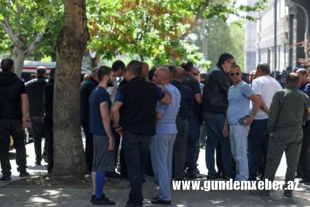 Erməni əsgərin atası: “Gedib Azərbaycan pasportu alacağam”