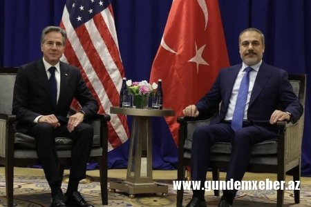 Hakan Fidan Antoni Blinkenlə danışdı