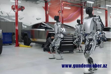 ABŞ-də zavodda robot mühəndisə hücum edib