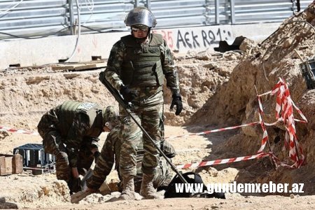 Afinada yüzlərlə bomba aşkarlanıb - foto