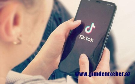 2 uşaq anası bütün pullarını "TikTok"a qoydu